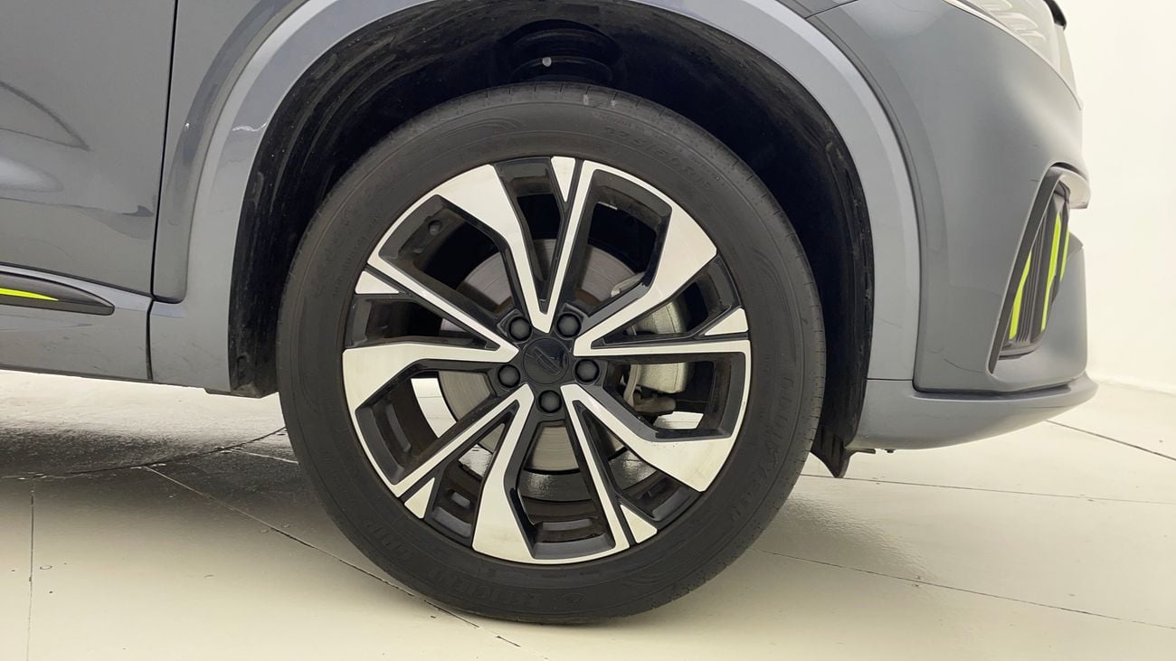 جيلي توجيلا GL 2 | بدون دفعة مقدمة | اختبار القيادة في المنزل