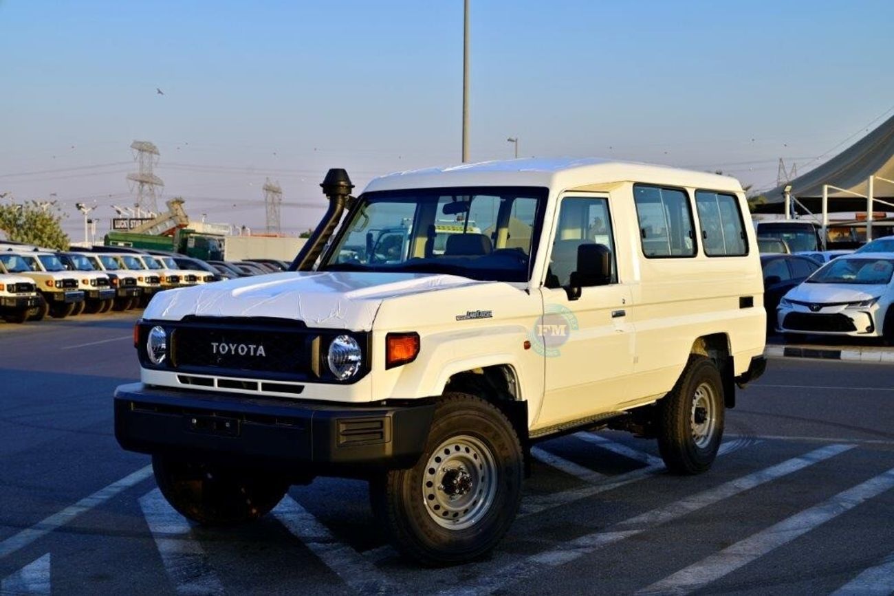 تويوتا لاند كروزر 70 78 4.0L Petrol Automatic