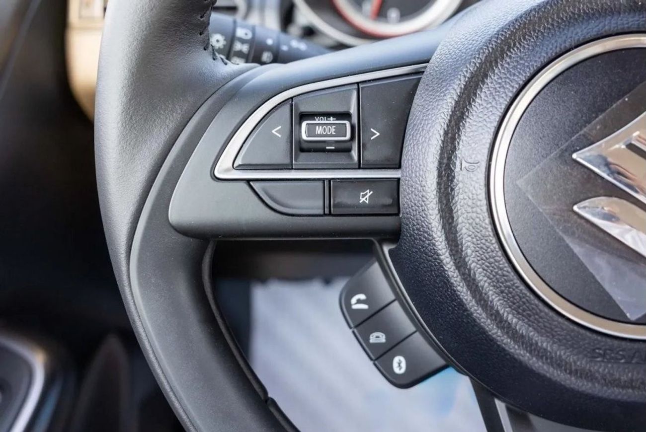 سوزوكي سويفت SUZUKI SWIFT GLX 1.2P AT MY2025