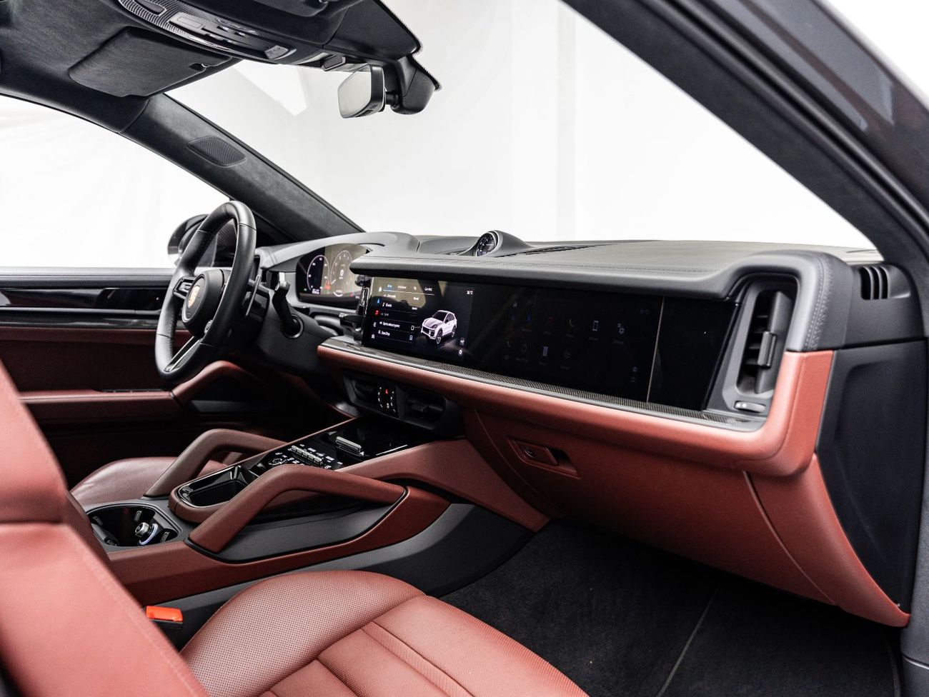 بورش كايان 2025 Porsche Cayenne GTS Coupe, 4.0 TC V8, 4WD, 493bbhp, 8-Speed PDK