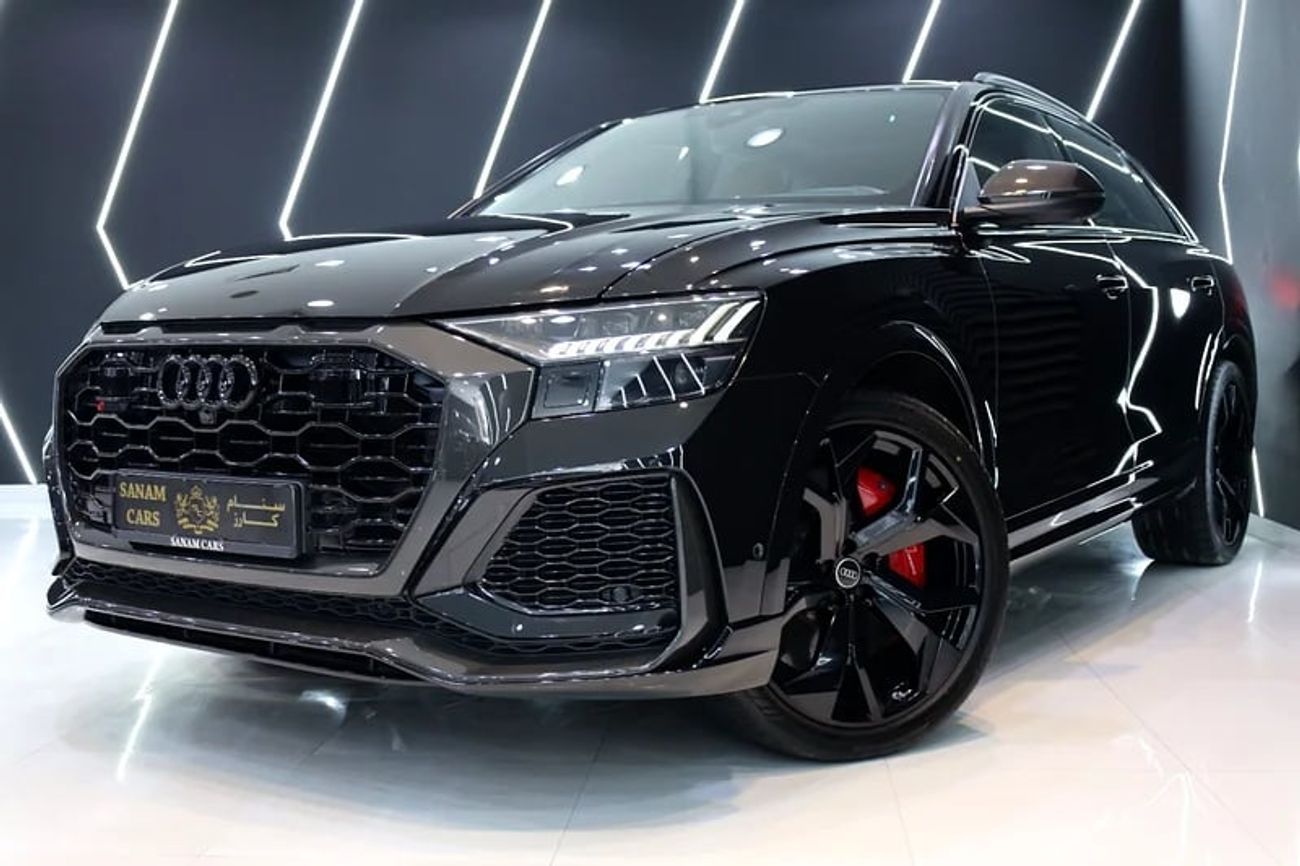 Audi RS Q8 Quattro, Ceramic Brakes, Carbon Fiber Package, Bang N Olufsen Audio, GCC Specs!!
