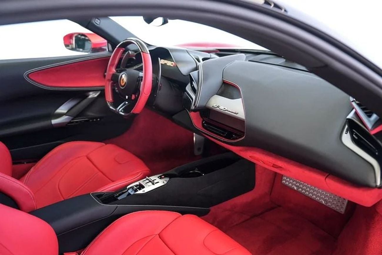 فيراري SF90 ستراديل STRADALE