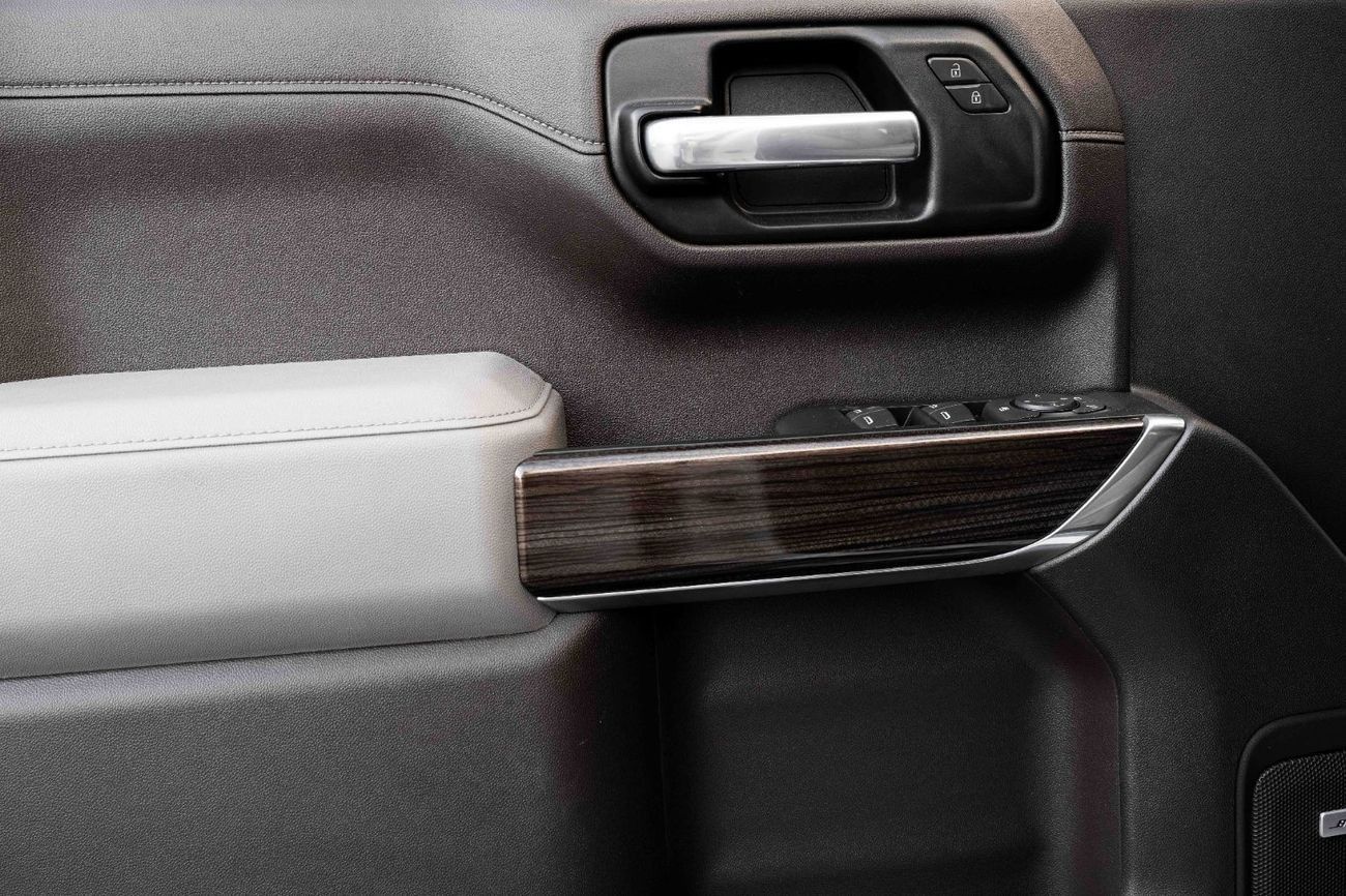 Chevrolet Silverado Trailboss LT V8 | 2,742 P.M  | 0% Downpayment | Excellent Condition!