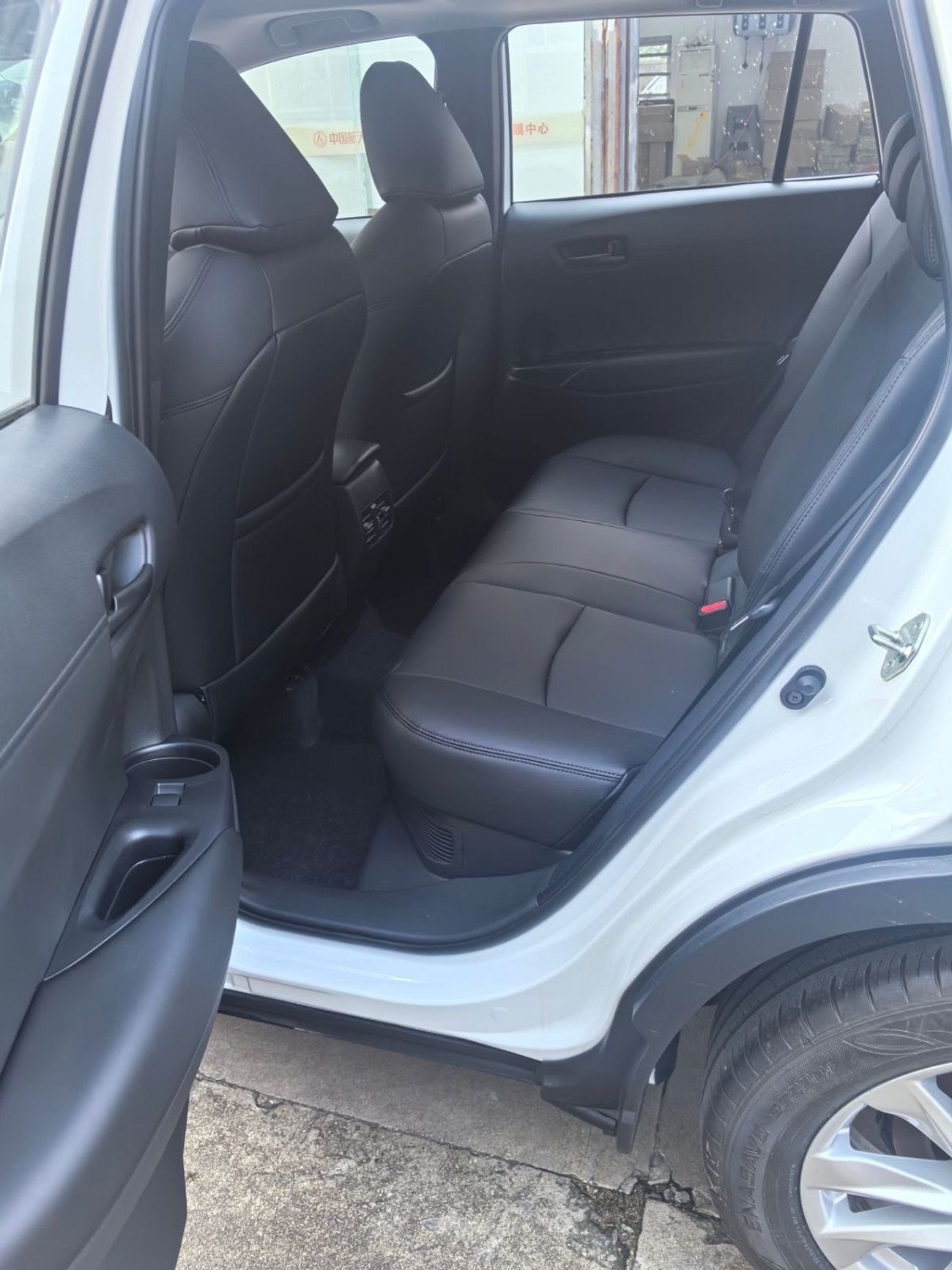 Toyota Corolla Cross 2025 TOYOTA COROLLA CROSS 2.0L HYBRID FULL OPTION WITH SUNROOF,LED LIGHT,360 CAMERA,BACK DOOR POWER,