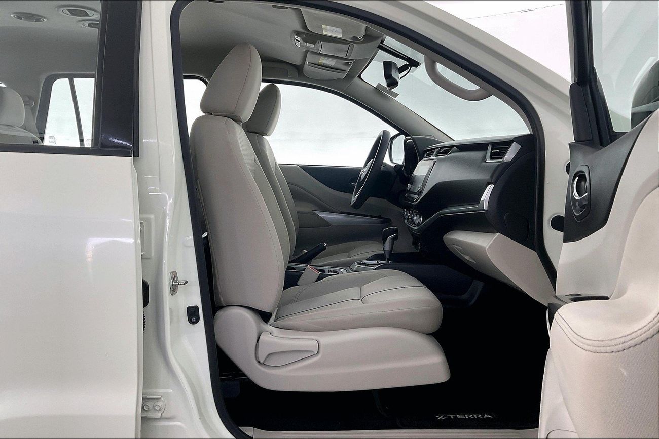 نيسان إكستيرا Titanium | شامل الضمان | 0 ﺪﻔﻋﺓ ﺃﻮﻟﻯ