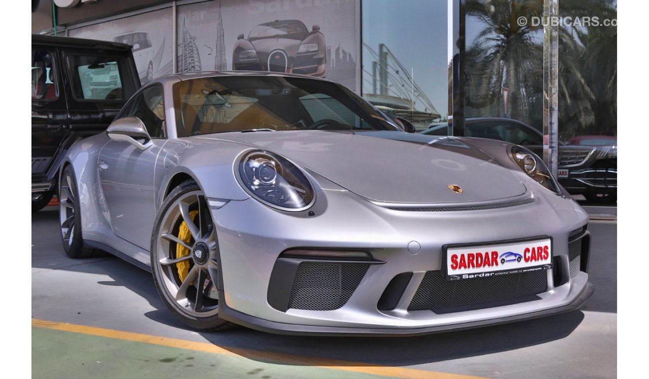Porsche 911 Touring 2018