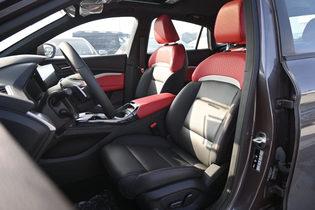 MG GT MG GT Luxury 1.5L Turbo Petrol, Fastback Seda, Model 2024, Color Grey