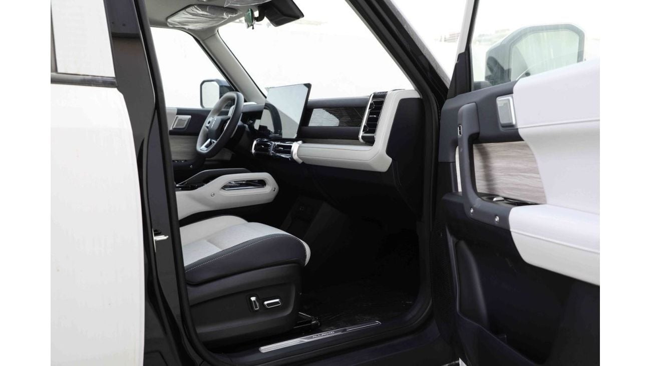 Chery iCar 03 2024 ICAR EQ3 V2 Long Range - White inside White | Export Only