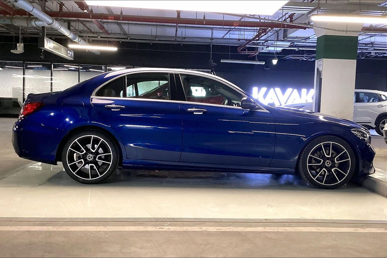 Mercedes-Benz C 200 Premium (AMG Line) | National Day Celebration | Guaranteed Warranty | 0 Down Payment