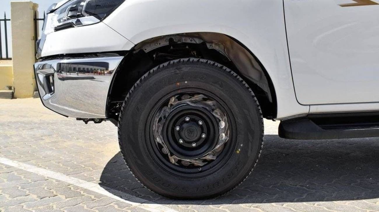 Toyota Hilux TOYOTA HILUX DC 2.8L M/T 4X4 (DIESEL) MY24 2.8L Diesel 2024