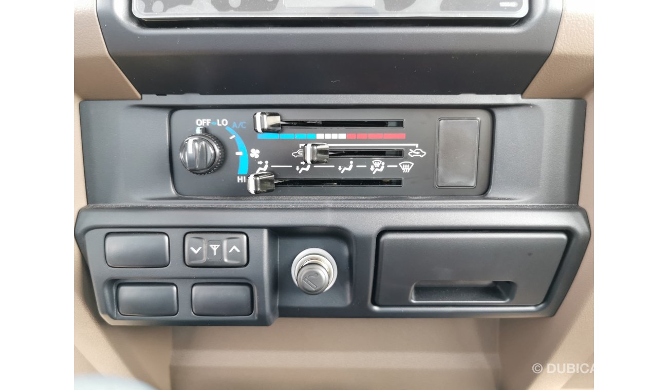 Toyota Land Cruiser 4.2L, 16' Alloy Rims, Central Door Lock System, Power Window, Key Start, 4WD Gear Box, CODE-LCGY20