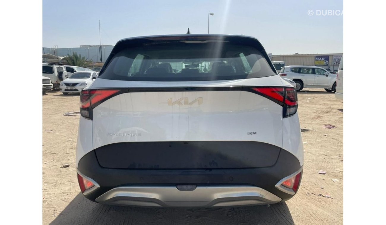 كيا سبورتيج kia sportage 2023 model 2.0L , 4WD