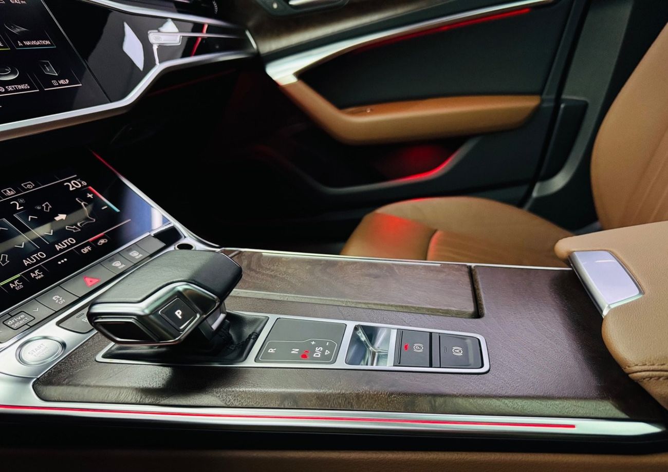 Audi A6 45 TFSI quattro  S-Line 2.0L