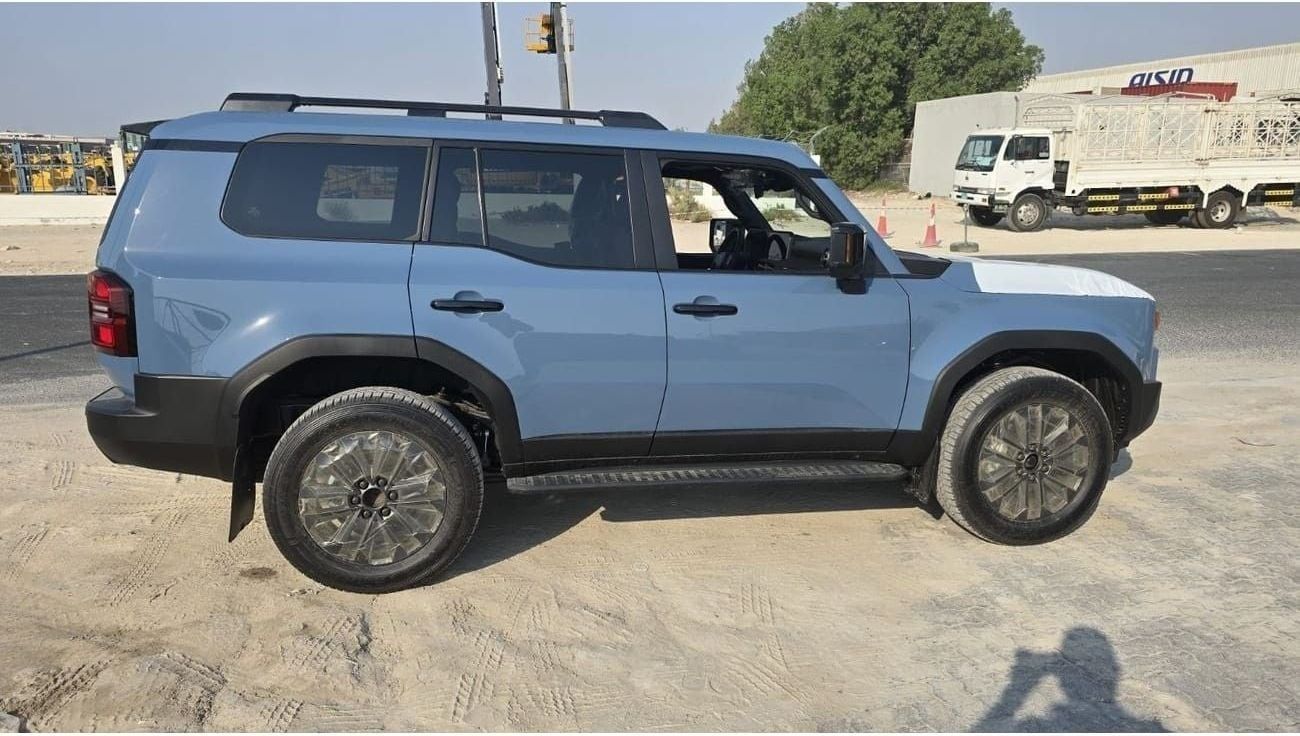Toyota Prado VXR Toyota Prado 2.4L Petrol Luxury 2026YM