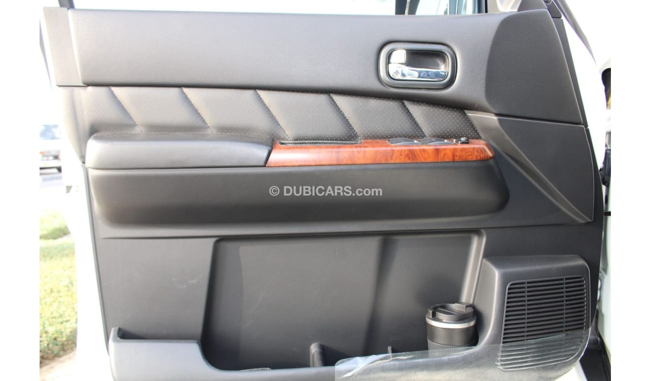 نيسان باترول سفاري LHD - NISSAN PATROL 4.8L V6 PETROL 4 X 4  GRS SPECIAL AUTOMATIC