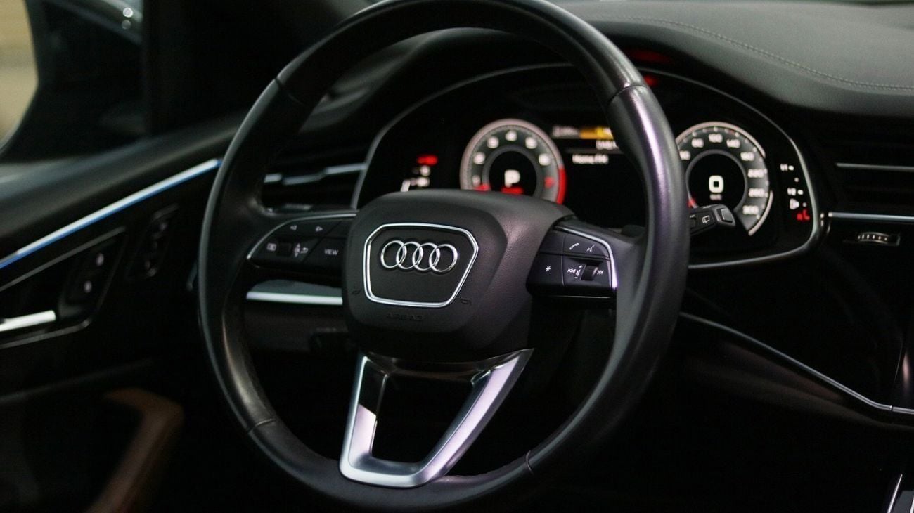 Audi Q8 55 TFSI quattro V6 3.0TC | Full Service History | Certified & Inspected | GCC | Zero Down payment support