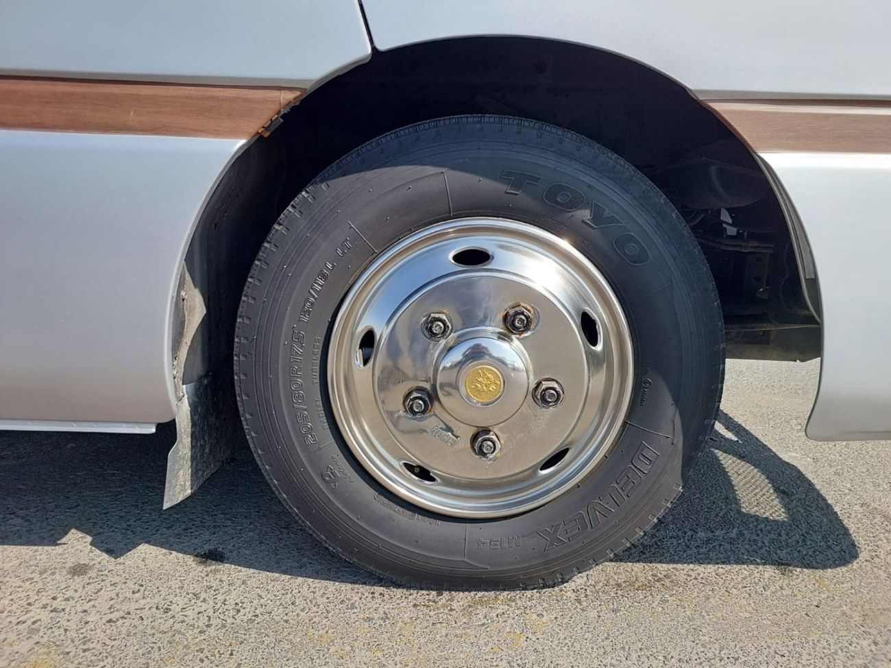 نيسان سيفيليان (RAMADAN OFFER) NISSAN CIVILIAN BUS RHD 2002 MODEL 4.2 L DIESEL AUTOMATIC(PM20042)