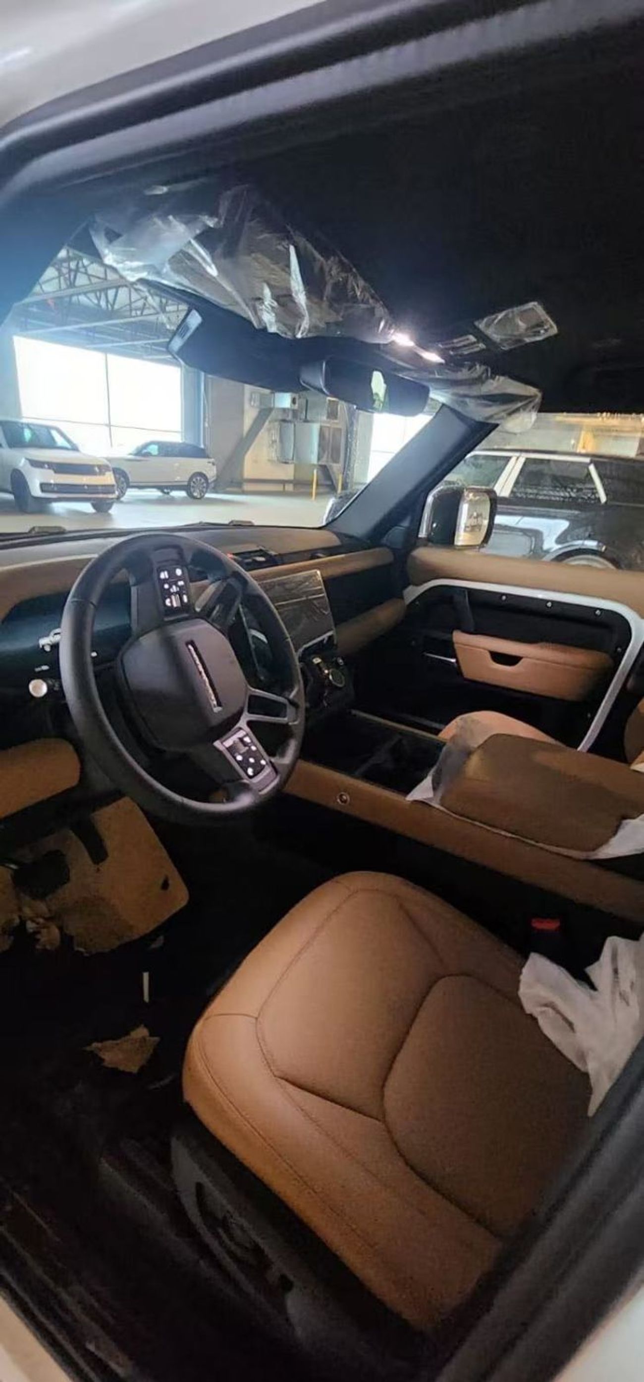 لاند روفر ديفندر