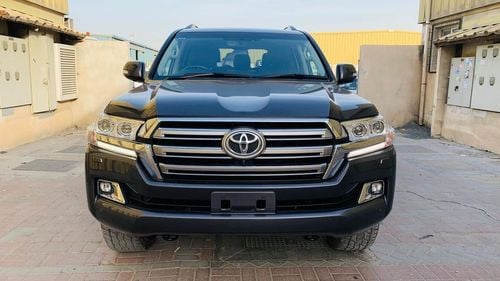 Toyota Land Cruiser TOYOTA LANDCURISER VXR V8 FULL OPTION DIESEL