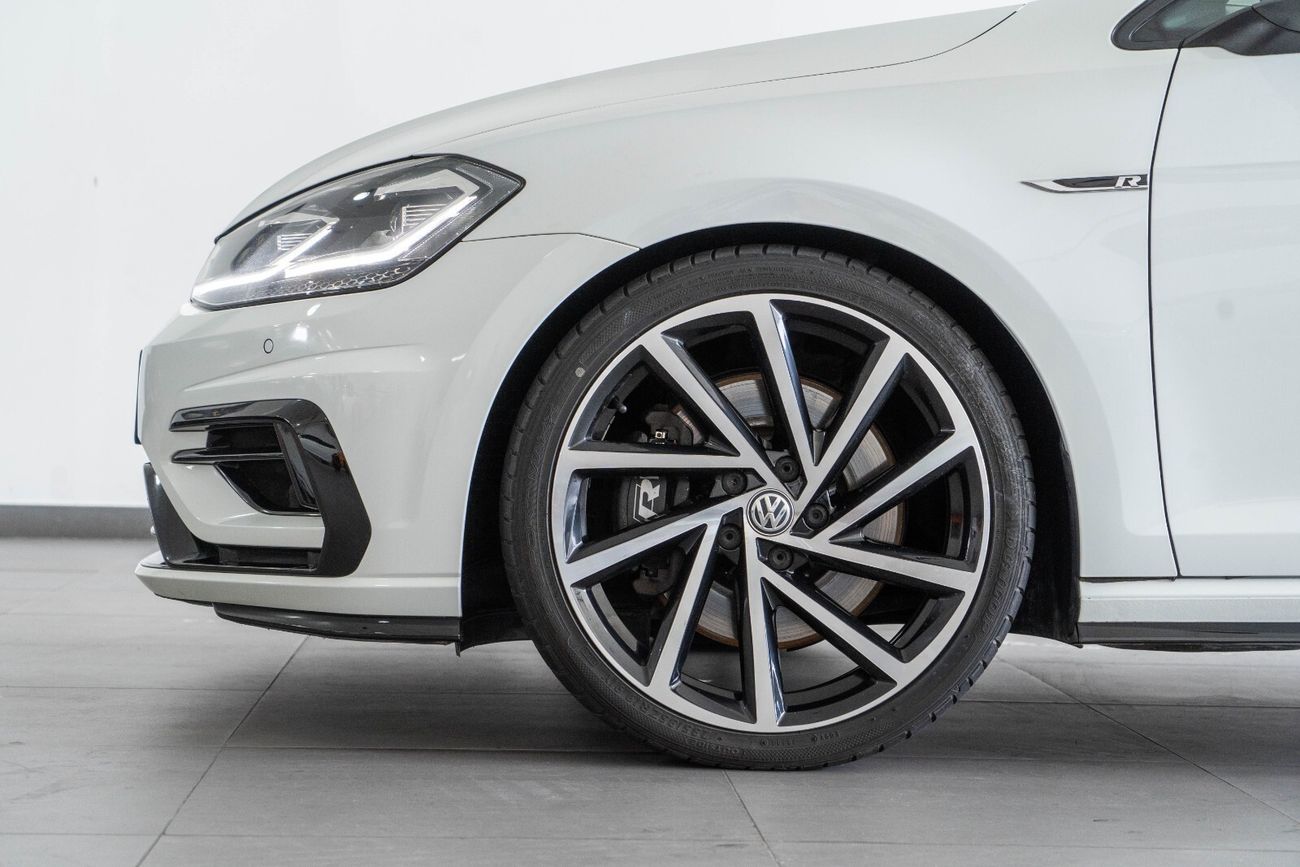 Volkswagen Golf 2018 Volkswagen Golf R / Extended Volkswagen Warranty & Full Volkswagen Service History