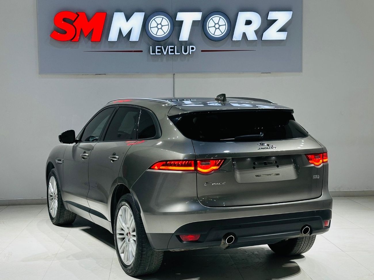 Jaguar F Pace Prestige 2.0L