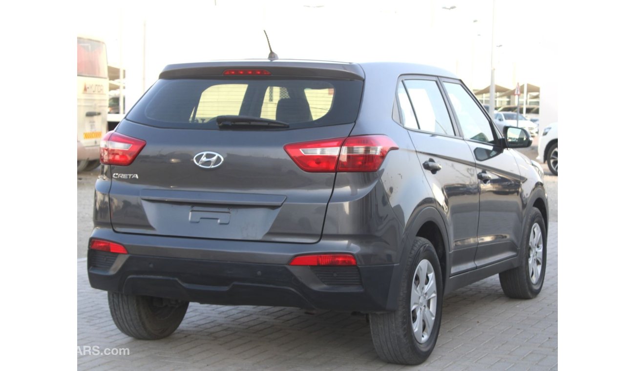 Hyundai Creta Hyundai Creta 2018 Gray GCC Excellent condition without accident