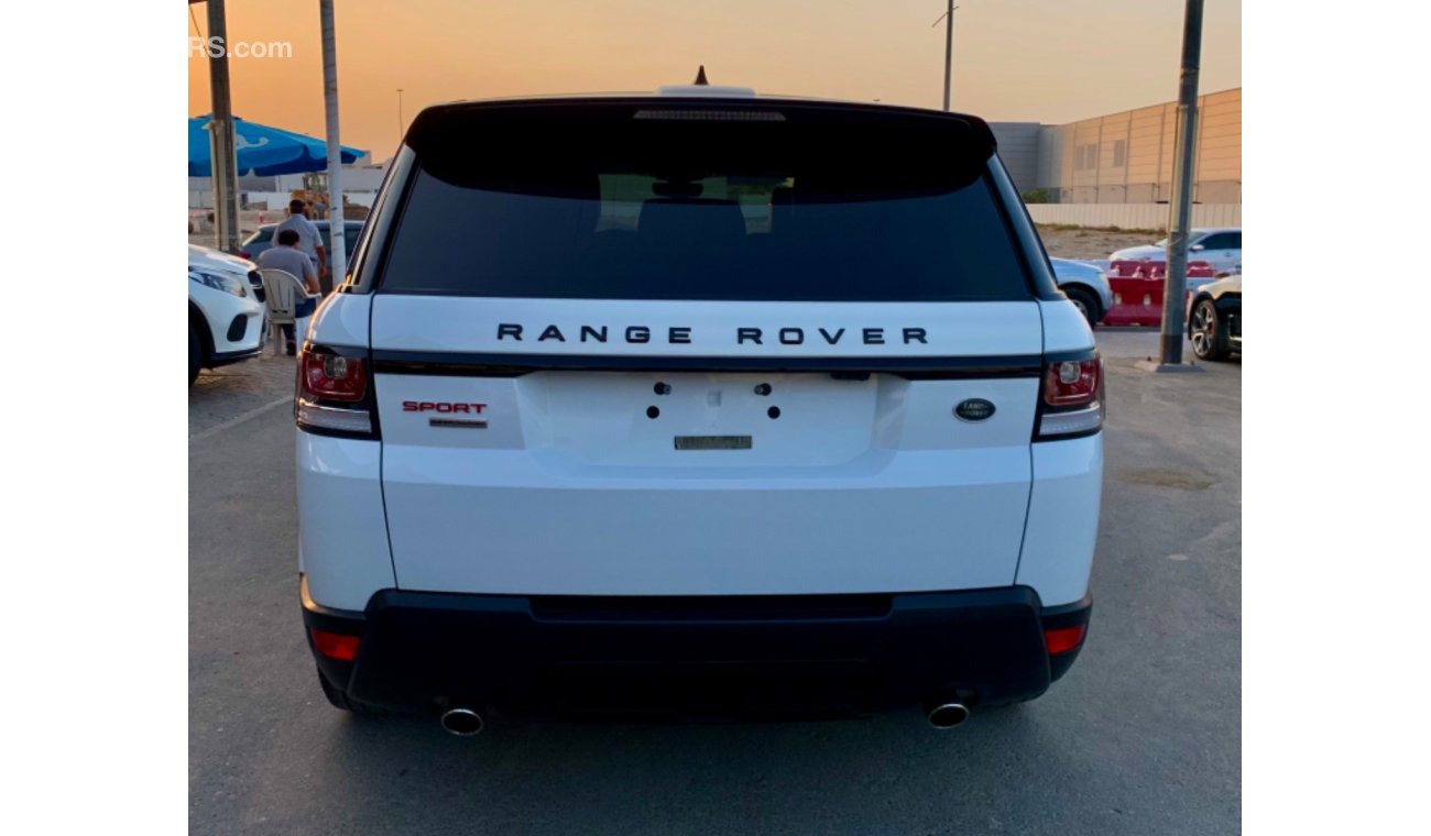 Land Rover Range Rover Sport Supercharged Supercharged Range rover sport  Model: 2017    The color of the car is white, the roof is black, and