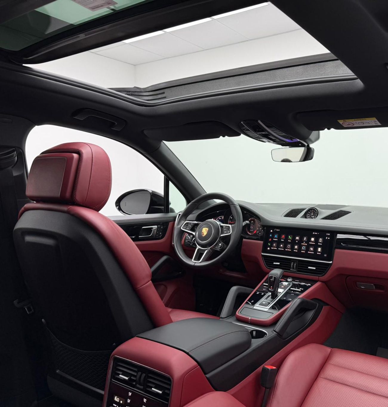 بورش كايان Std 3.0L (335 HP) 2022 Porsche Cayenne, Warranty, Full Service History, Sport Chrono Package, Excell