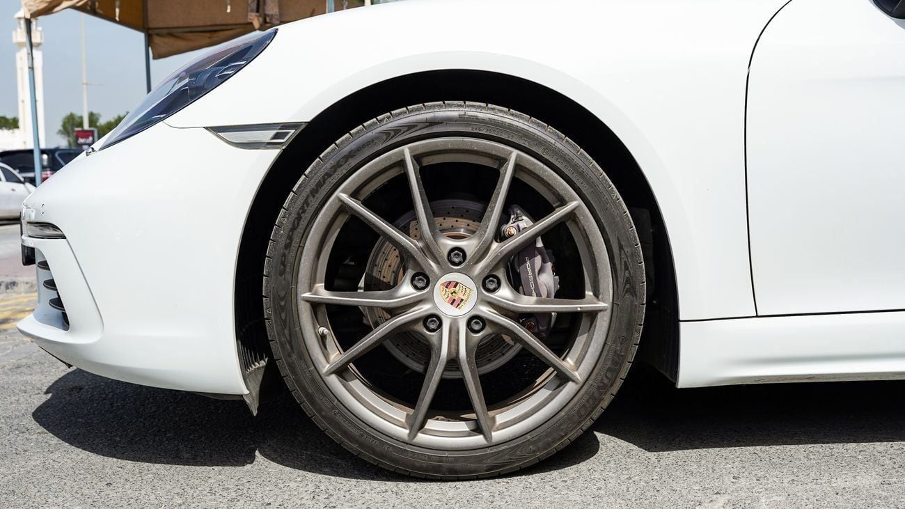 بورش بوكستر 718 STD