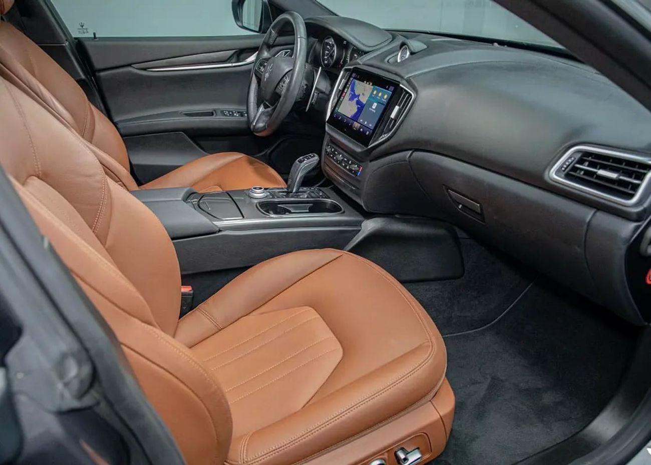 Maserati Ghibli GT Hybrid 2.0L