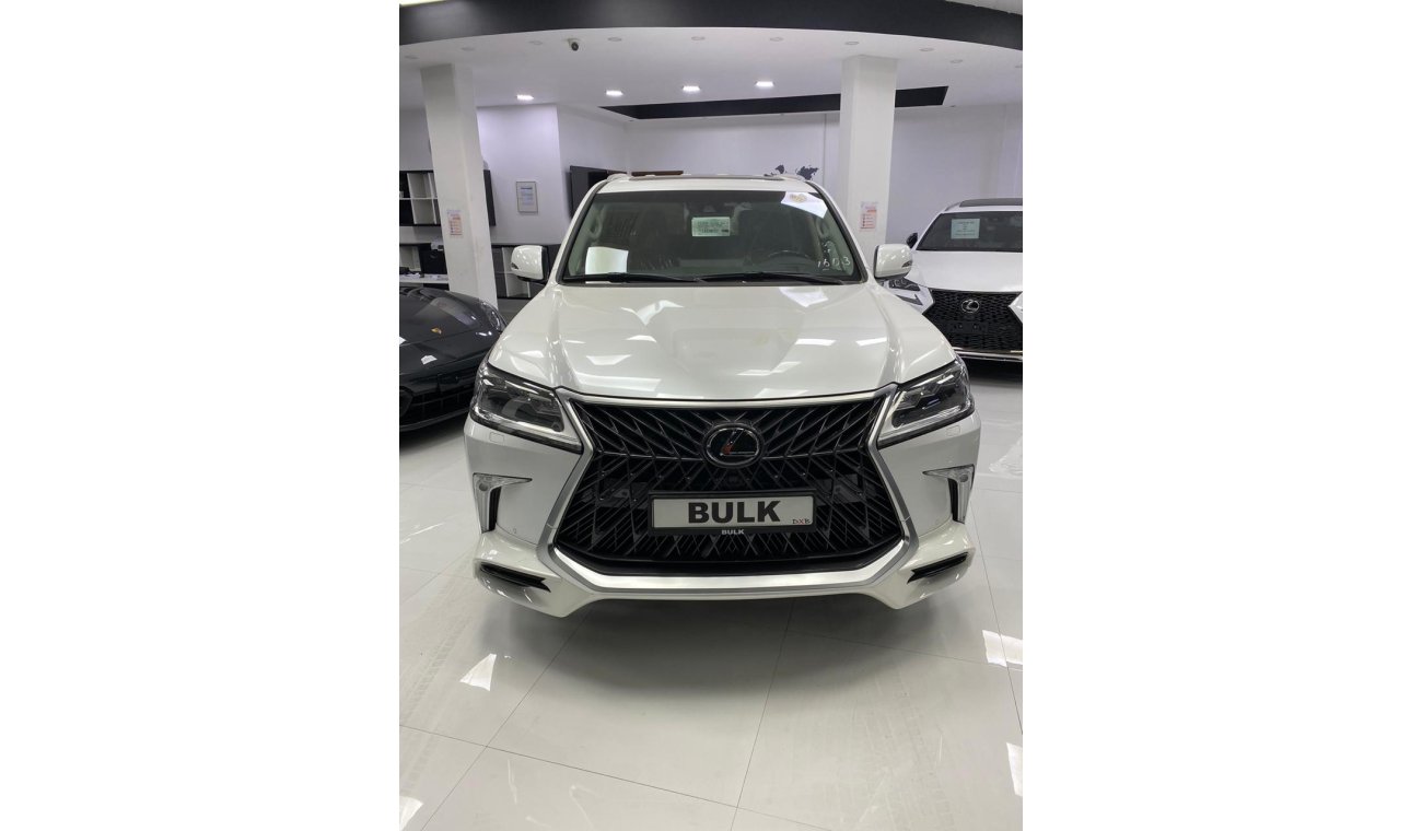 Lexus LX570 “ 2020 Model - Under Warranty - Free Service - Free Registration - 22 km “