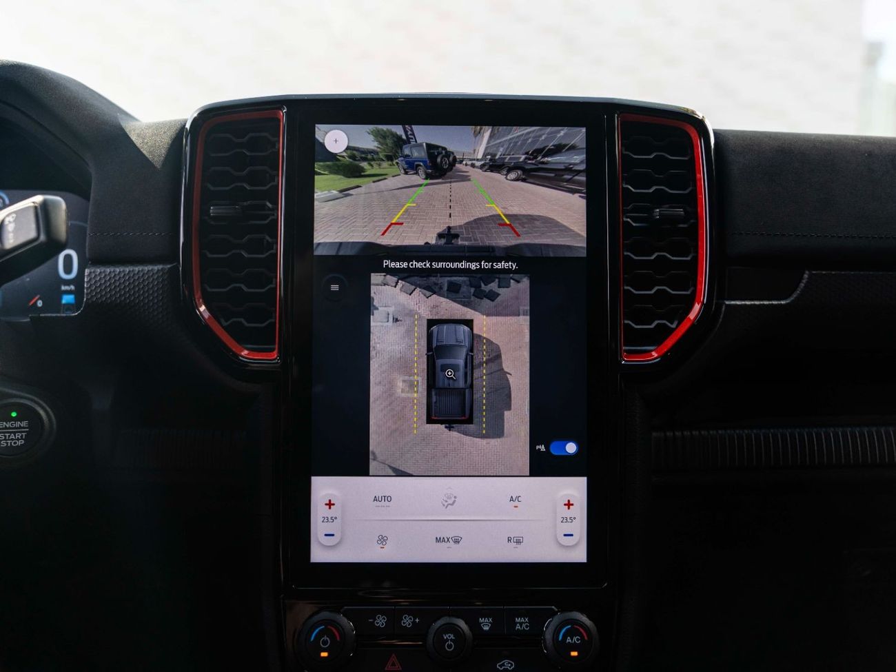 Ford Ranger Raptor AED 3,932 PM • RANGER RAPTOR • ONLY 4,000 KMS • FORD WARRANTY AND SERVICE CONTRACT UNTILL 2029