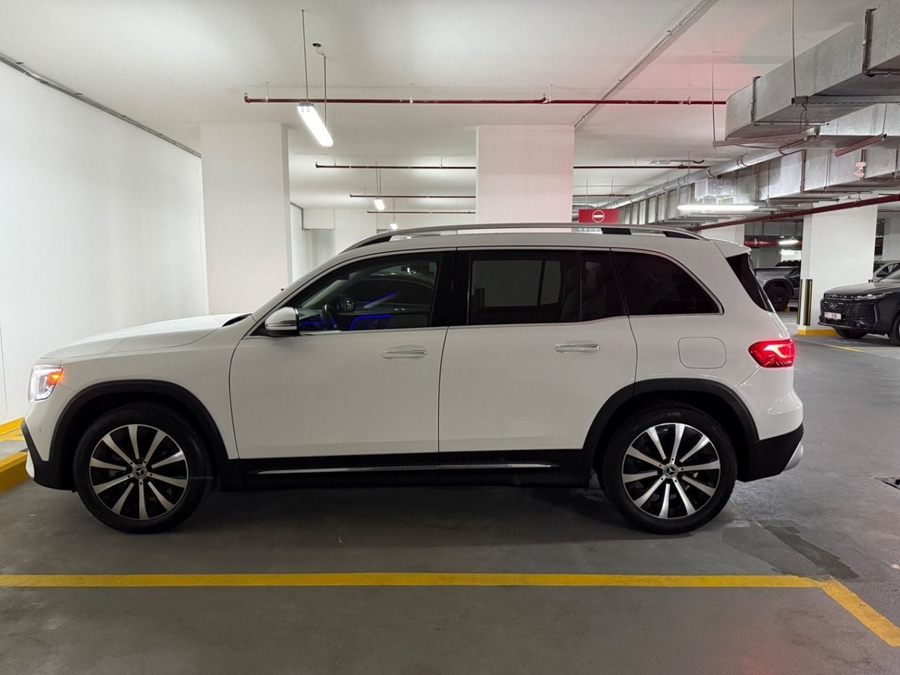 Mercedes Benz GLB250 4MATIC Premium 2.0L (5 Seater)