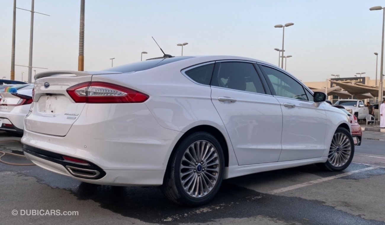 Ford Fusion full option 1500CC Titanium