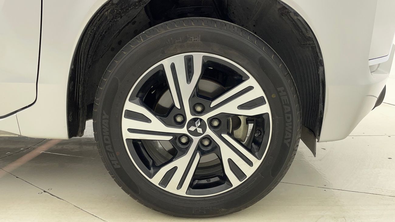 ميتسوبيشي إكسباندر MIDLINE 1.5 | بدون دفعة مقدمة | اختبار القيادة في المنزل