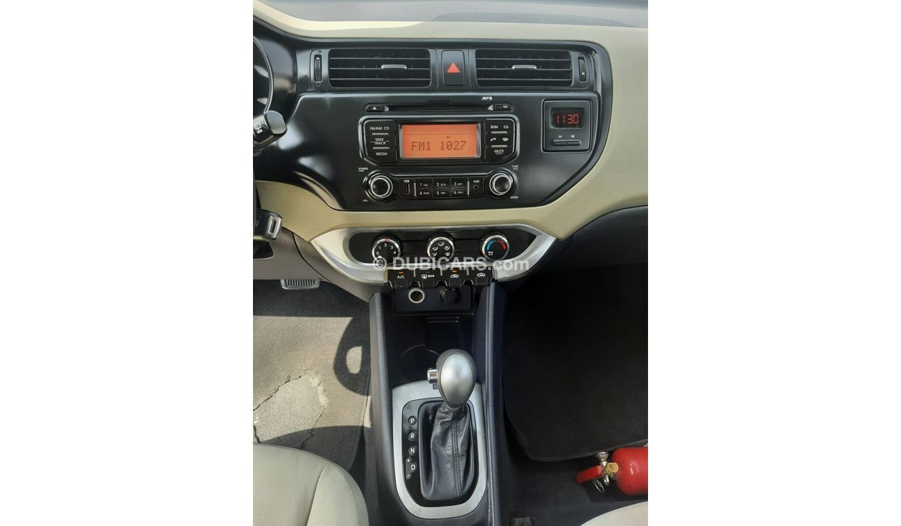 كيا ريو كيا ريو ٢٠١٥ فل اوتوماتيك ١٦٠٠