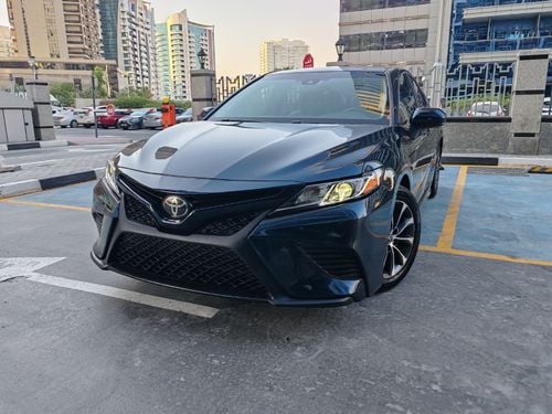 تويوتا كامري SE