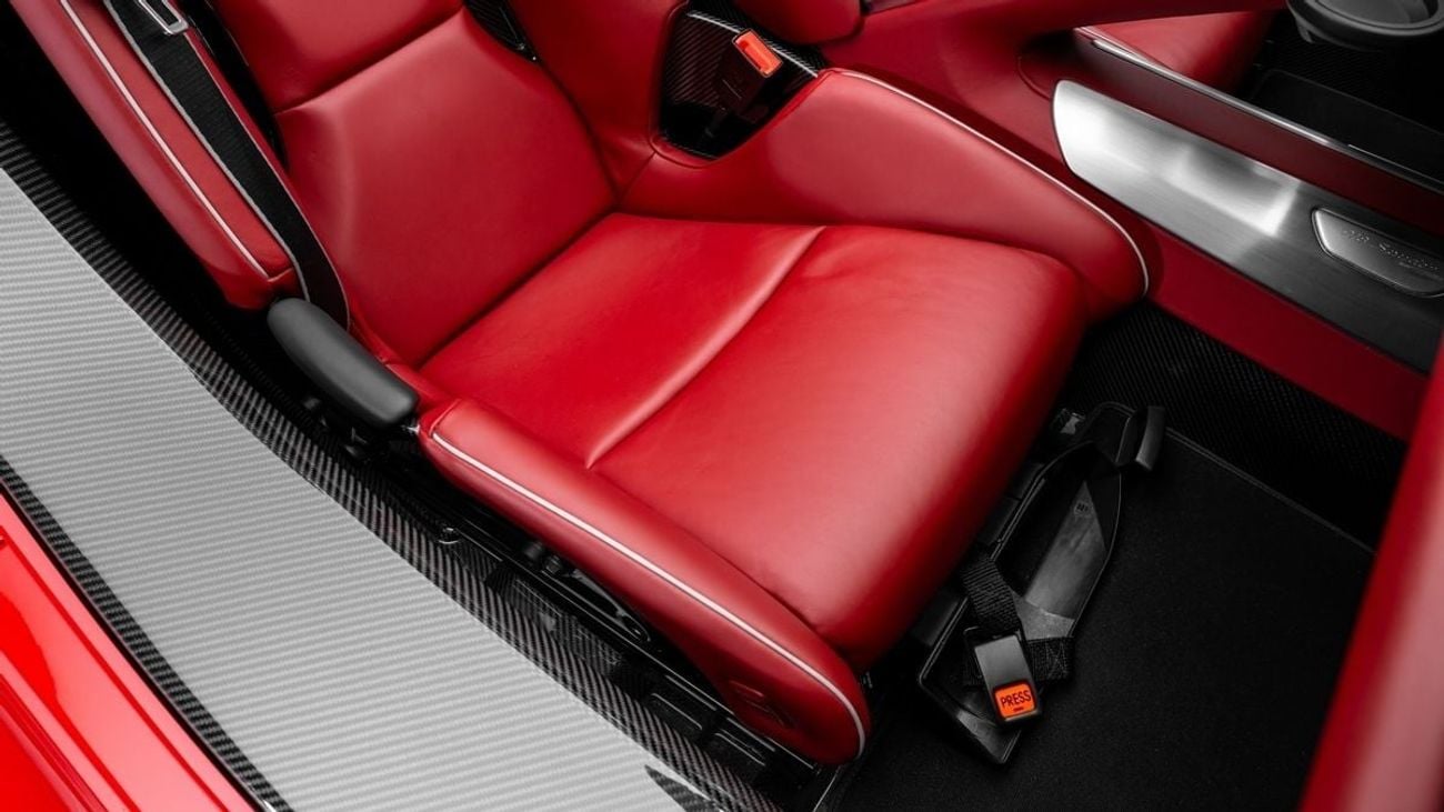 Porsche 918 Spyder - 2015 - Euro Specs