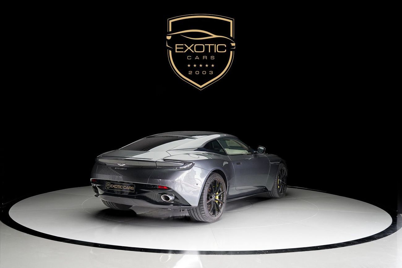 Aston Martin DB11 AMR 5.2L