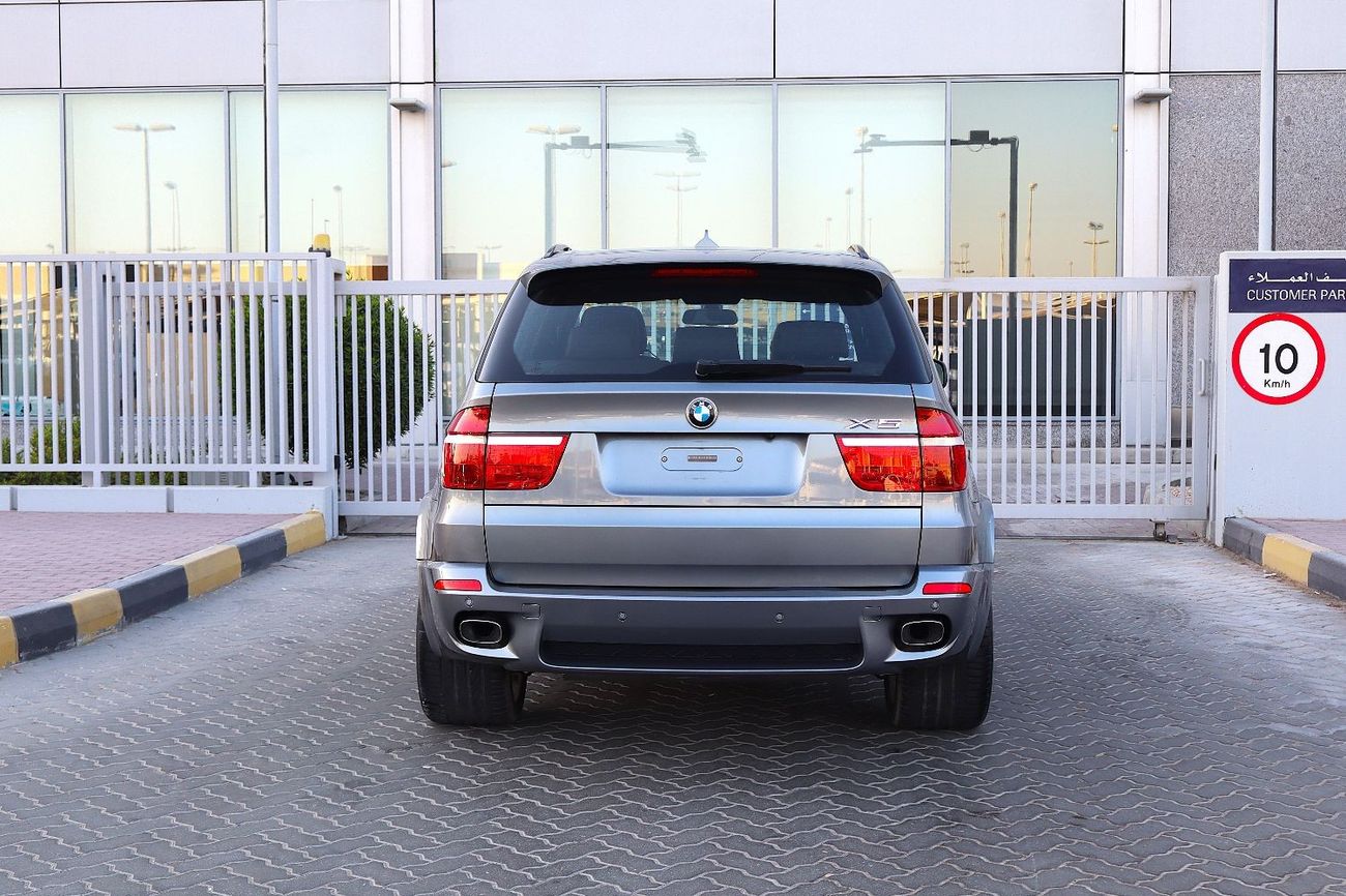 BMW X5 XDRIVE 4.8I GCC