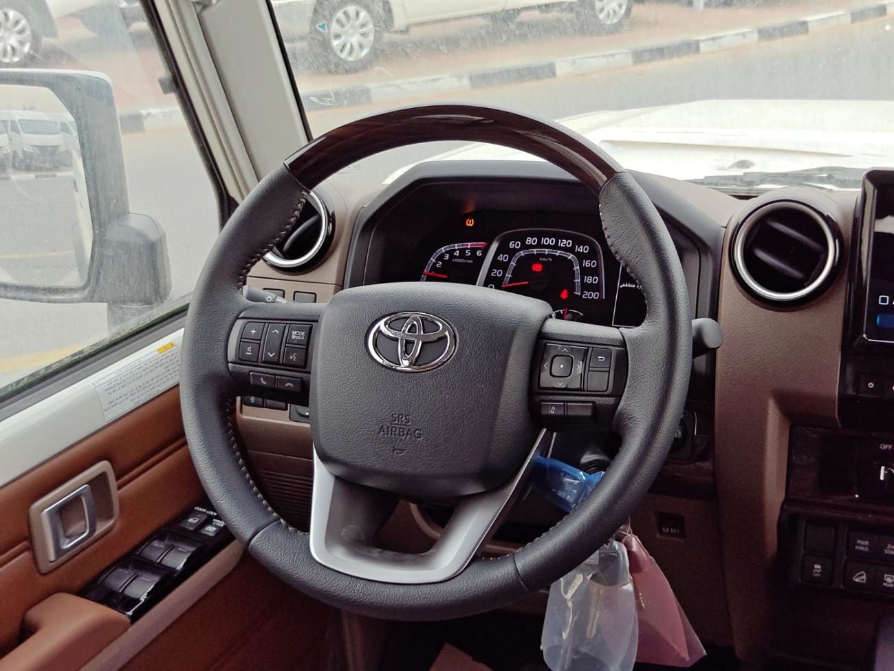 تويوتا لاند كروزر 70 Toyota Land Cruiser 70 2026 TOYOTA LC 76 2.8L DIESEL 4WD GCC SPEC