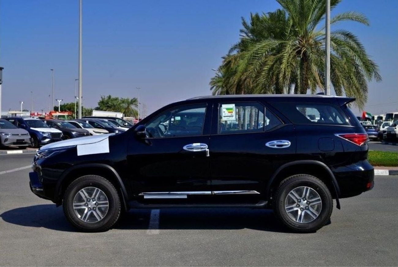 تويوتا فورتونر تويوتا فورتشنر EXR 2.7 لتر بنزين 4WD 7 مقاعد