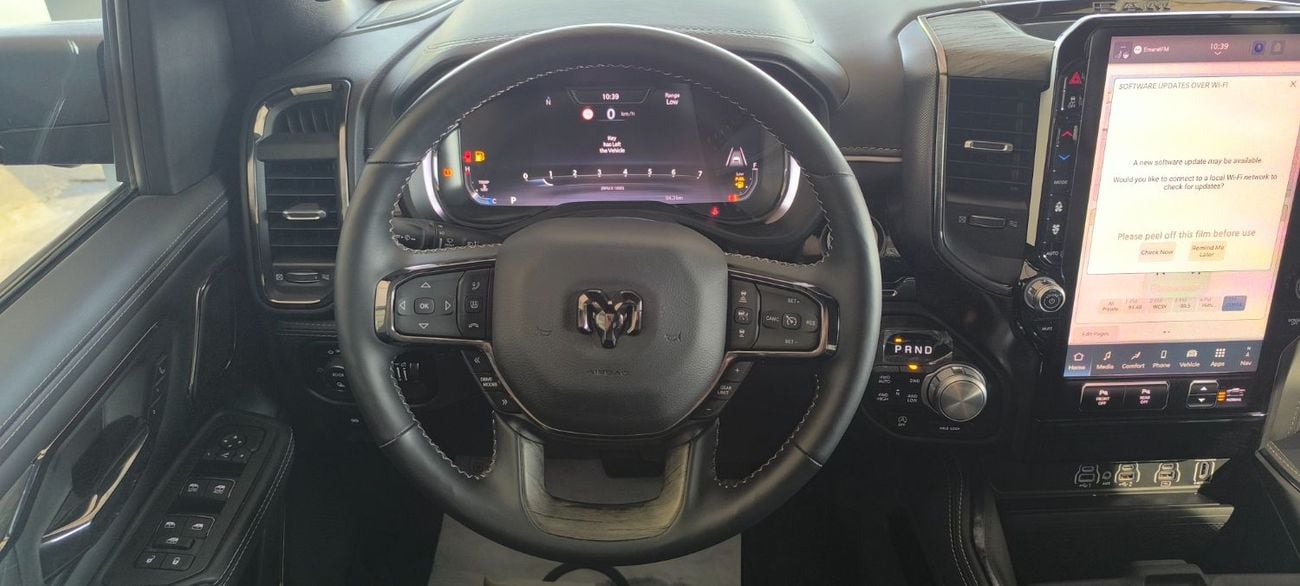 رام 1500 RAM 1500 LIMITED PICKUP TRUCK