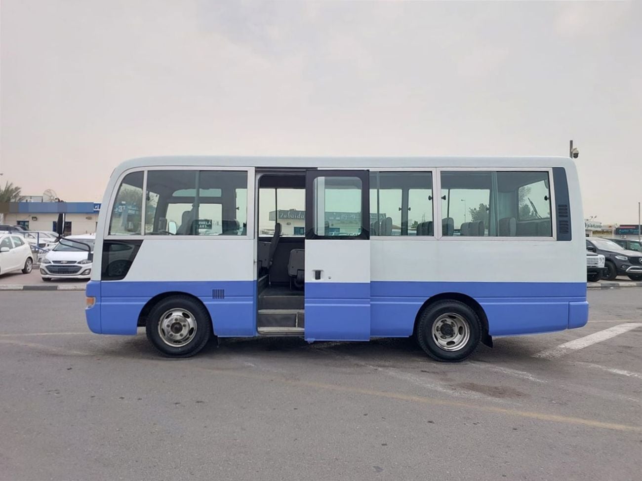 Nissan Civilian NISSAN CIVILIAN BUS RHD 2003 MODEL 4.1 L DIESEL AUTOMATIC(PM20323)