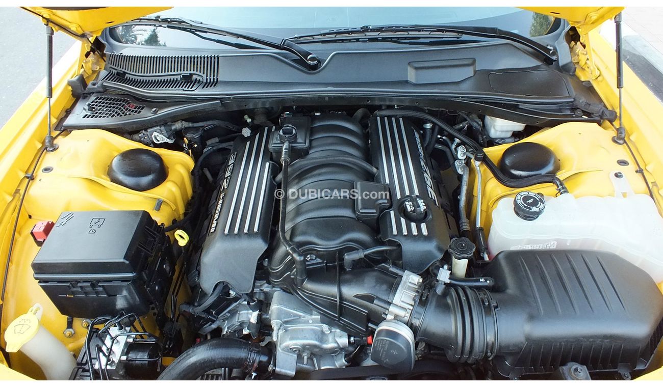 Dodge Challenger SRT YELLOW JACKET
