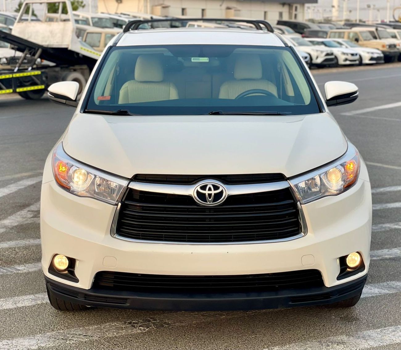 Toyota Highlander 2015 Toyota Highlander LE+ Plus 3.5L V6 - AWD 4x4 - Trunk Auto 7 Seater Electric Seat - 141,000 Mile