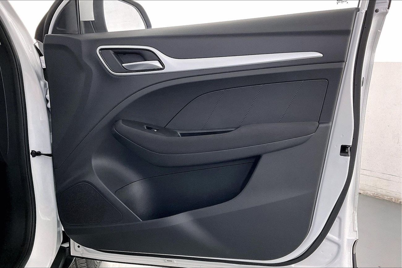 أم جي ZS Standard | ضمان مجاني لمدة عام | 0 دفعة أولى