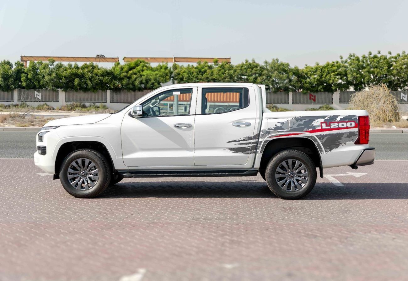 ميتسوبيشي L200 2025 Mitsubishi L200 GLS 2.4L - Manual - White Inside Black | Export Only