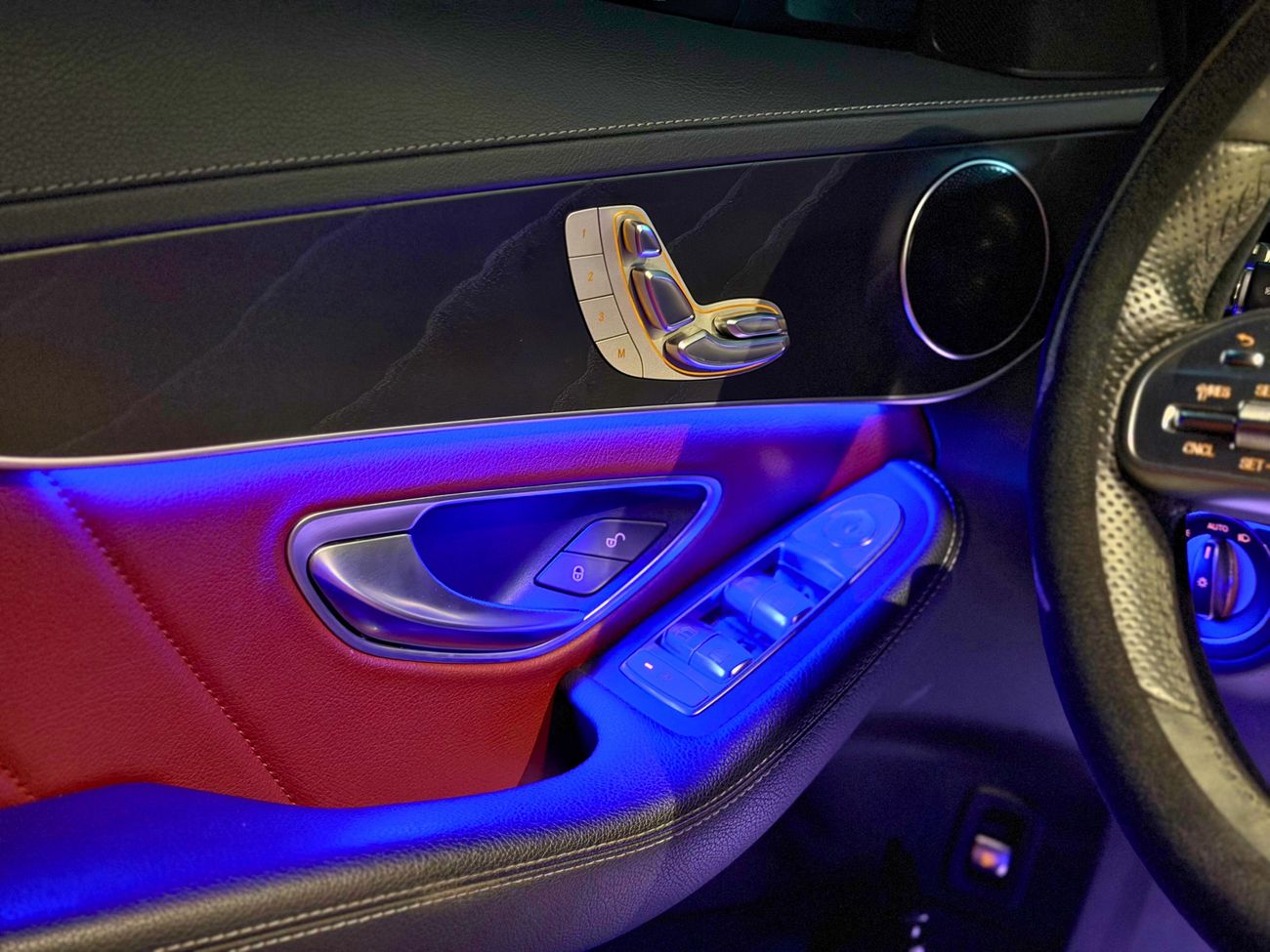 مرسيدس بنز C 200 