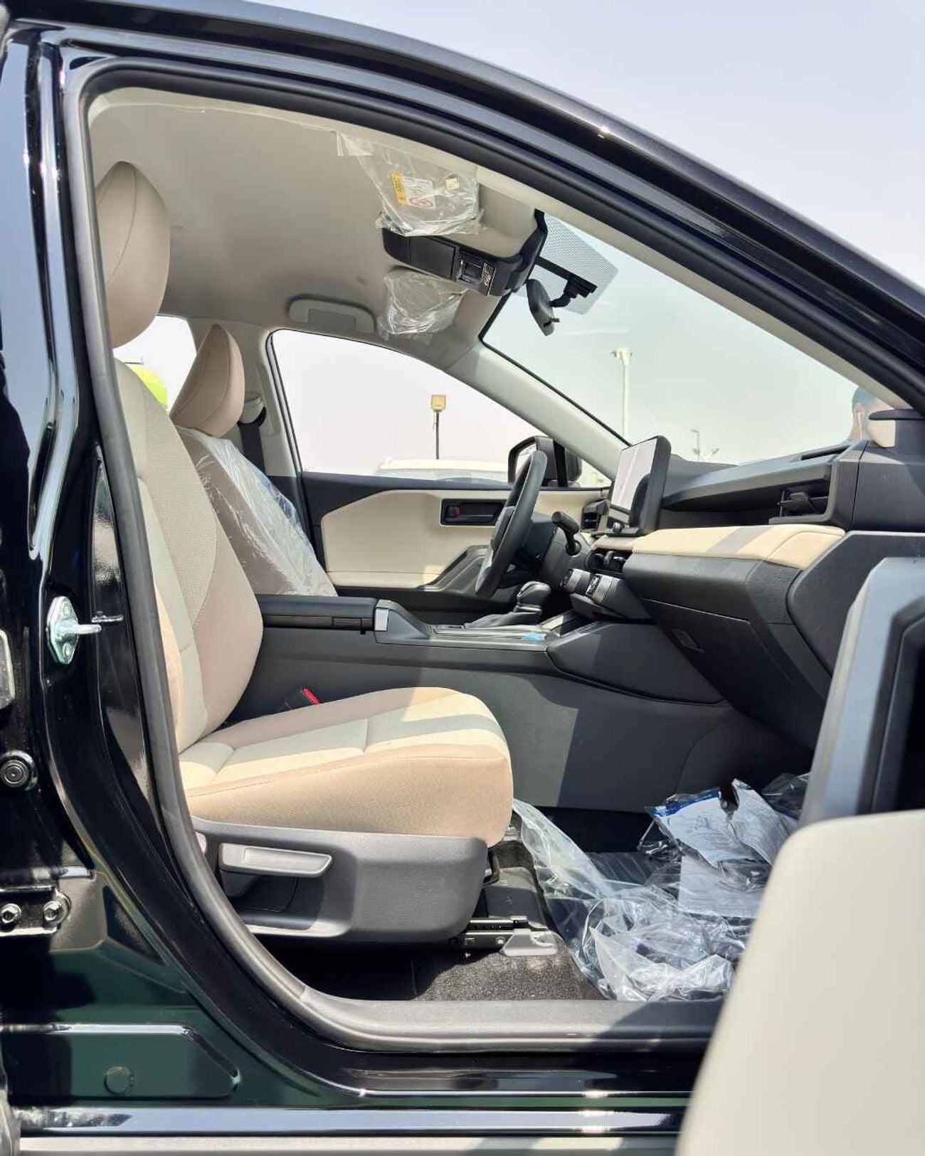Toyota RAV4 XLE 2.0L AWD 2026 MODEL | GCC Specs | Brand New